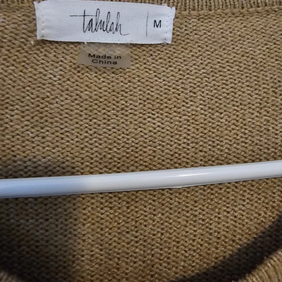 TalulahTan and White Star Sweater - Picture 3 of 4